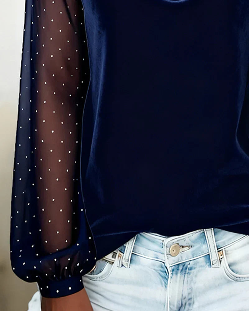 Paula - Blusa con cuello drapeado y paneles semitransparentes