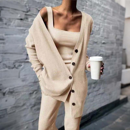 Noa – Conjunto Cómodo y Elegante de 3 Piezas