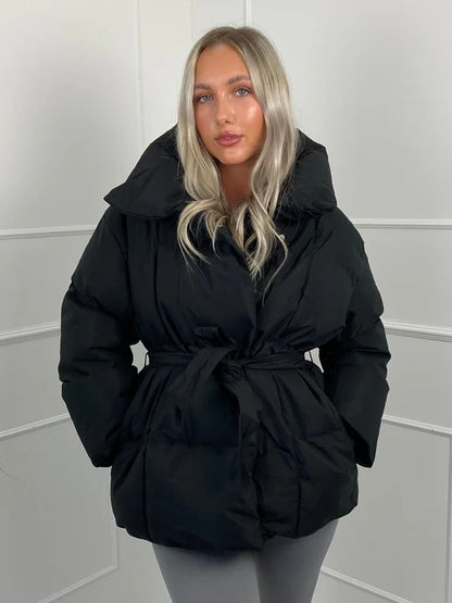 Elina | Chaqueta corta acolchada con cinturón