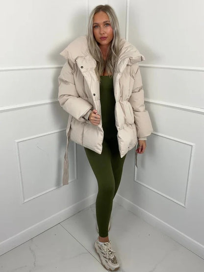 Elina | Chaqueta corta acolchada con cinturón
