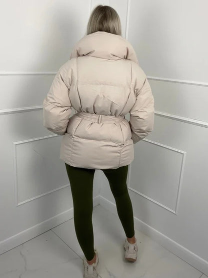 Elina | Chaqueta corta acolchada con cinturón