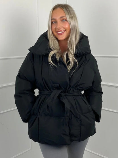 Elina | Chaqueta corta acolchada con cinturón