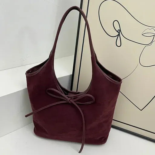Celina | Bolso tipo cubo con nudo